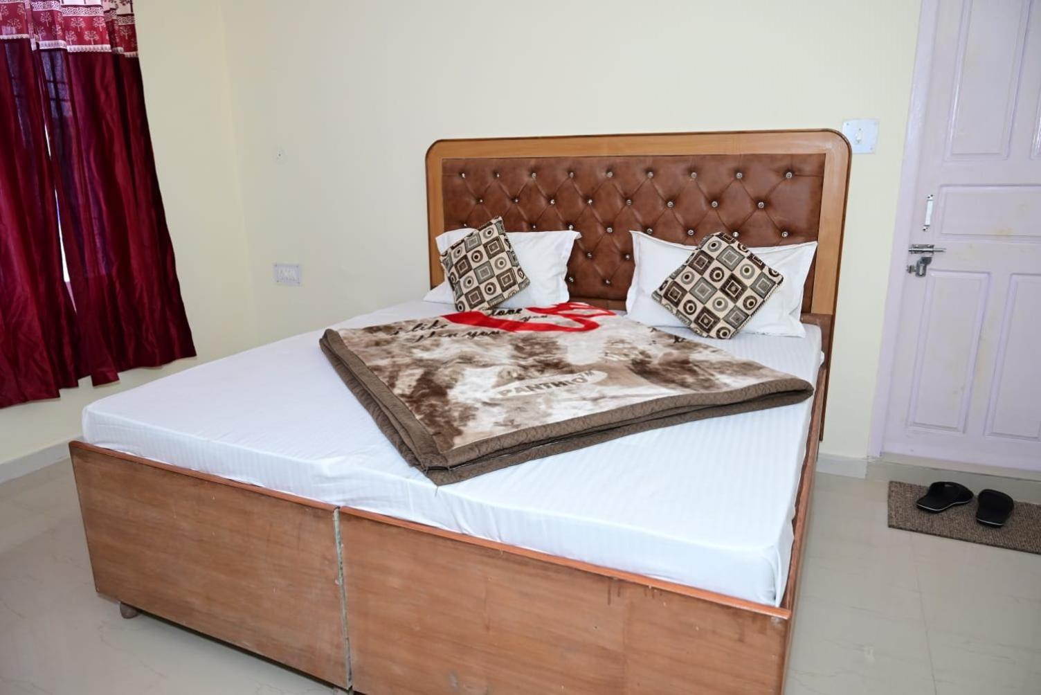 Krishna B&B Near Mall Road Shimla Eksteriør bilde