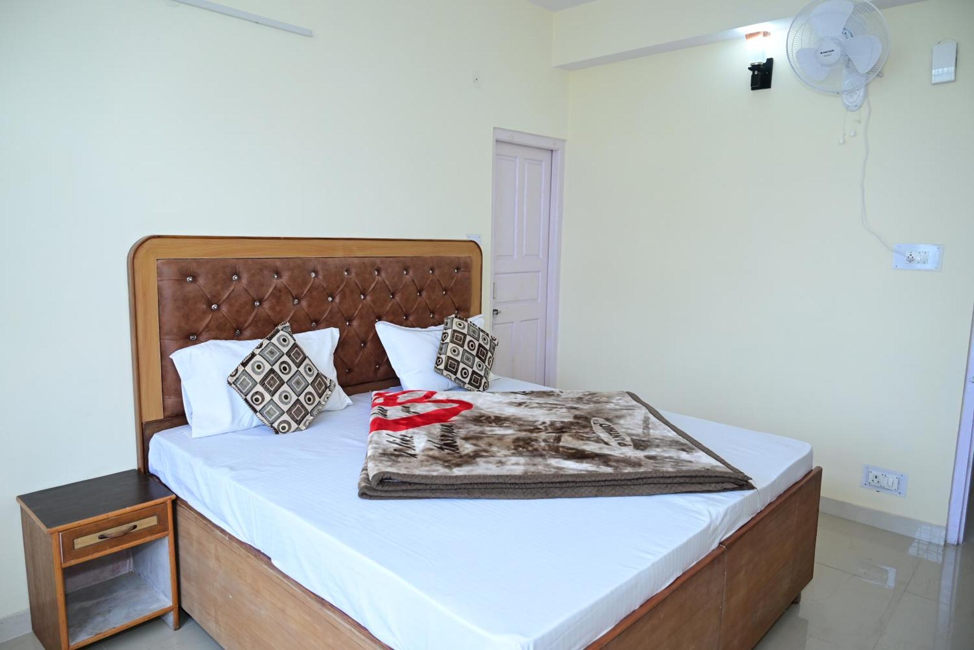 Krishna B&B Near Mall Road Shimla Eksteriør bilde
